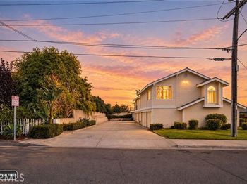 1144 S Nevada