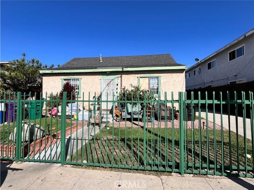 2430 Atlantic, Long Beach CA 90806