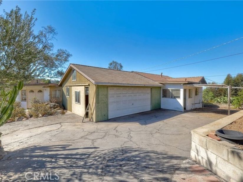 9377 Crest, Spring Valley CA 91977