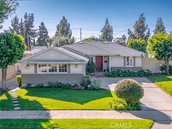 16012 Los Alimos, Granada Hills (los Angeles) CA 91344