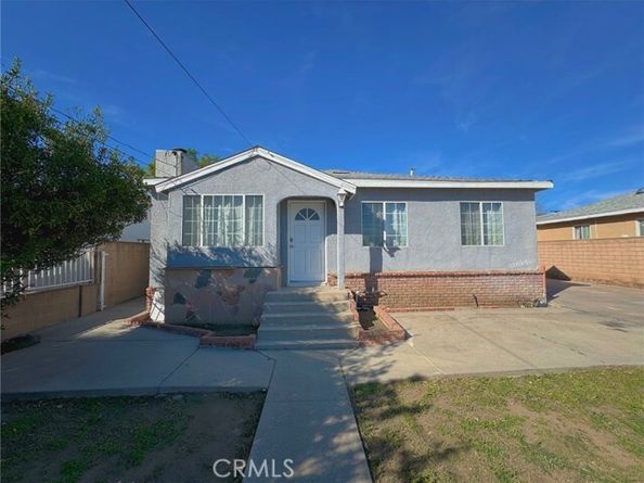 14233 Dyer Street, Sylmar (los Angeles) CA 91342