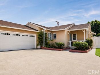 8115 Brimfield