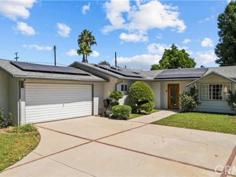 8842 Sophia, North Hills (los Angeles) CA 91343