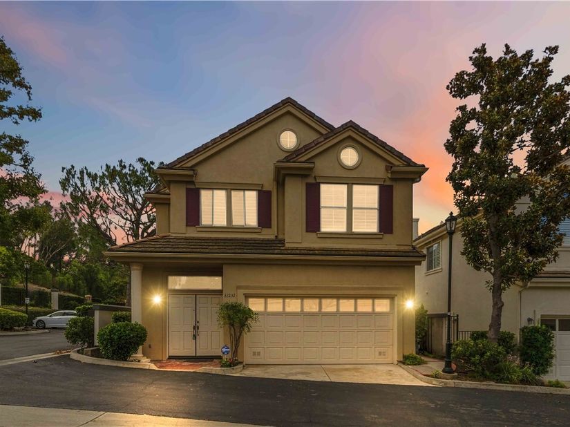 32202 Shoreview 17, Westlake Village CA 91361