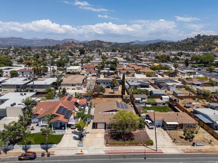 1045 S Magnolia, El Cajon CA 92020