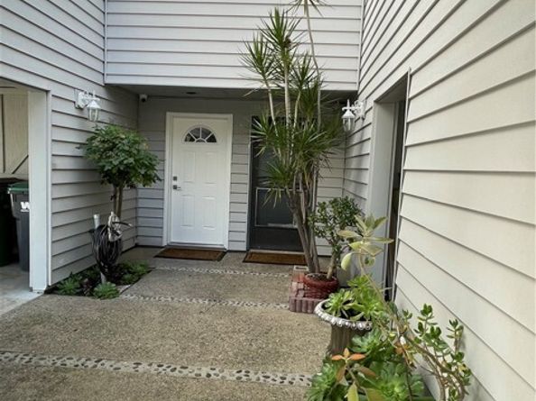 31601 Via Conejo, Laguna Hills CA 92679