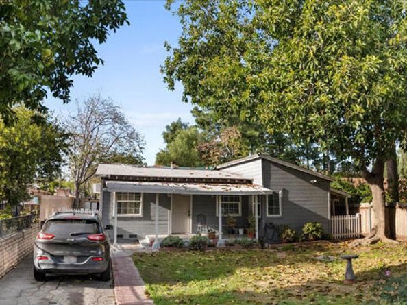 15043 Oro Grande Street, Sylmar (los Angeles) CA 91342