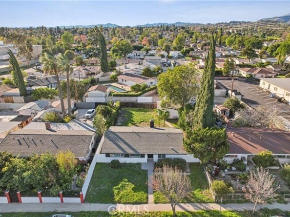 11221 Balboa, Granada Hills (los Angeles) CA 91344