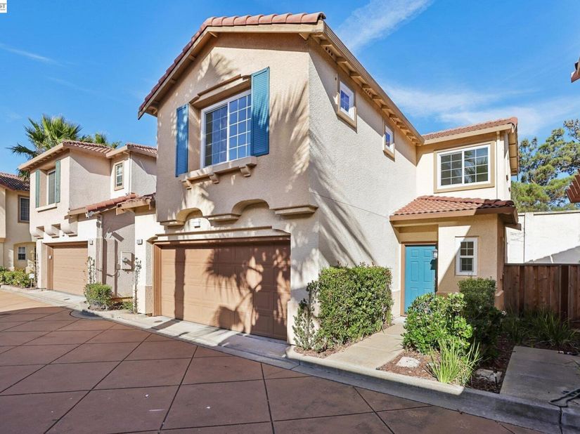 2216 Woodduck Ct, San Leandro CA 94579