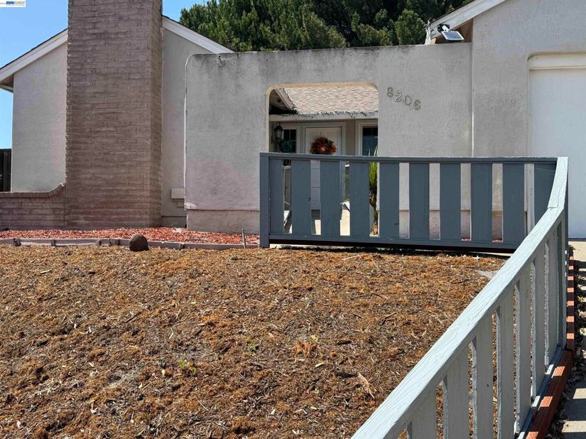 8206 Rhoda Ave, Dublin CA 94568