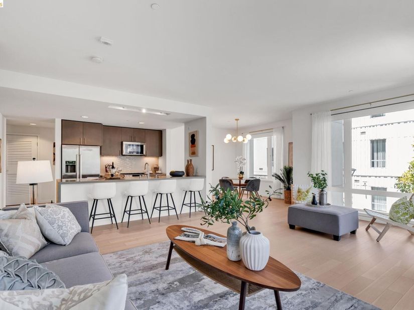 51 Innes Ct 204, San Francisco CA 94124