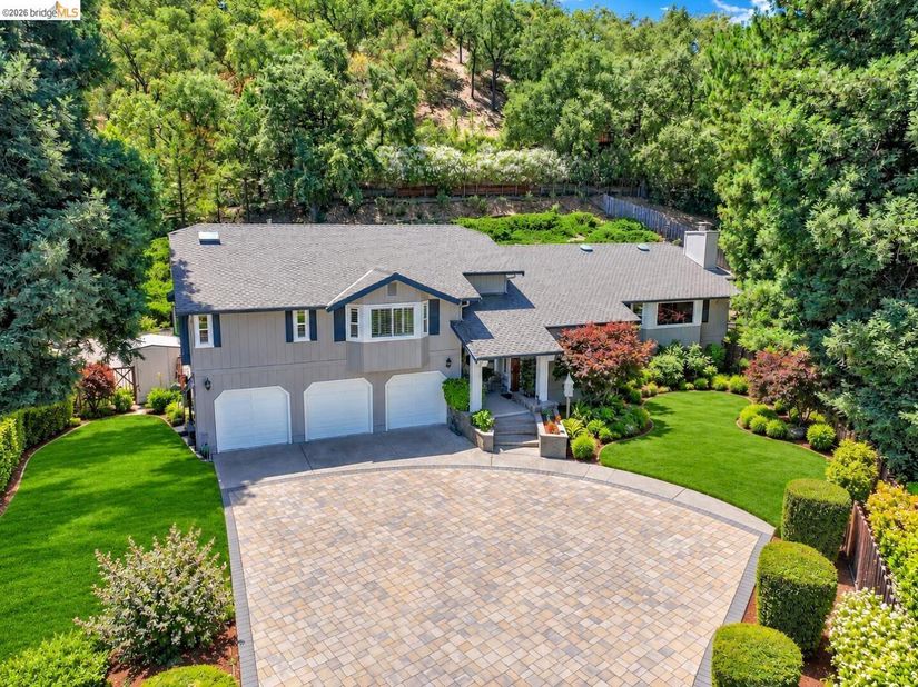 2090 Pebble Dr, Alamo CA 94507