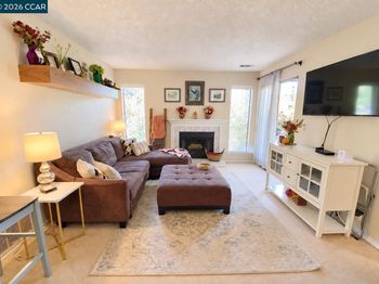 161 Village Pl