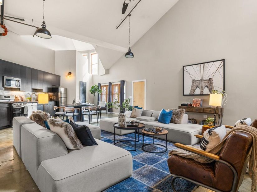 2875 Glascock 209, Oakland CA 94601