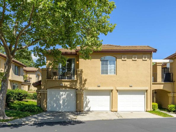 7633 Tuscany Dr, Dublin CA 94568
