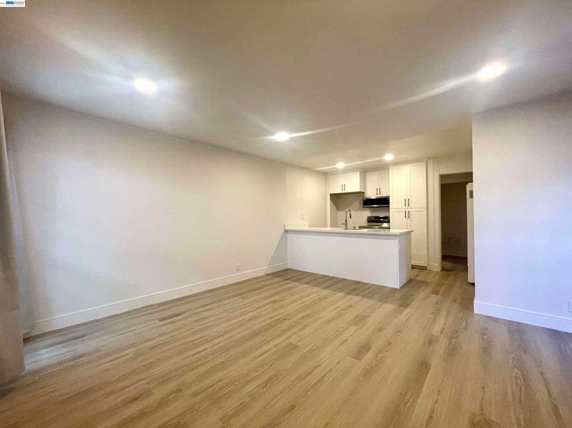 1428 Madison St #104, Oakland CA 94612