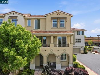 971 Bluebell Dr