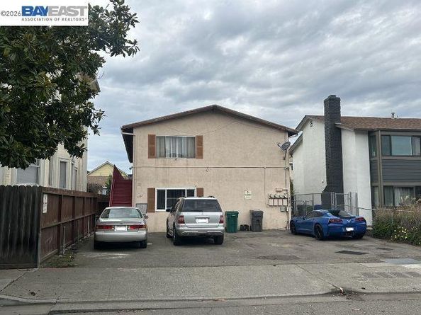 1127 Linden St, Oakland CA 94607