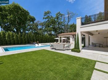 1575 Avenida Nueva