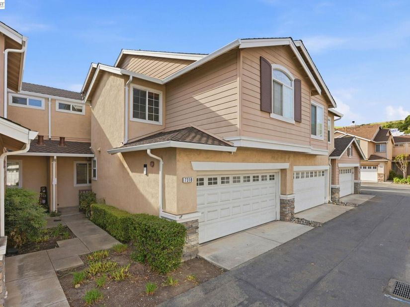 7318 Bower Ln, Dublin CA 94568