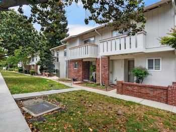 1819 Wildbrook Ct