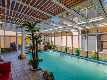1243 Fairway Dr