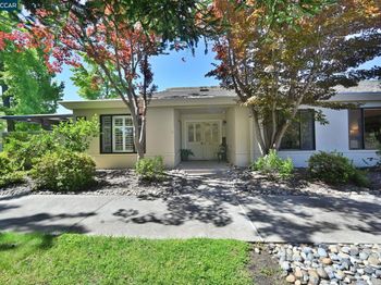 2217 Pine Knoll Dr