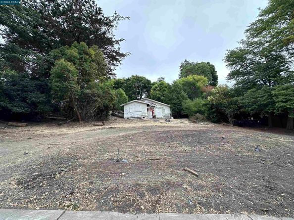 534 La Paloma Rd, El Sobrante CA 94803
