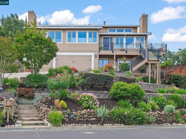 5530 Merritt Dr, Concord CA 94521