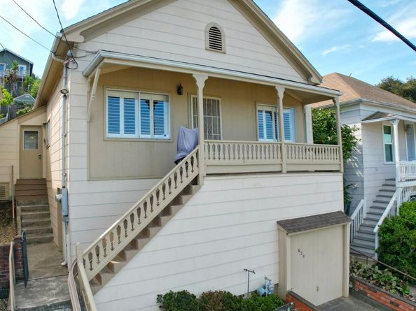 625 Winslow Street, Crockett CA 94525