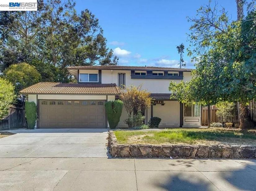 654 Calpella Dr, San Jose CA 95136