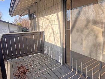 1427 Marchbanks Dr