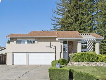 12228 Toluca Dr