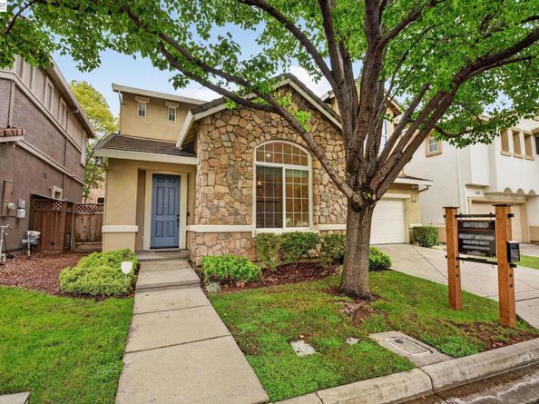 5345 W Chesterfield Cir, Dublin CA 94568