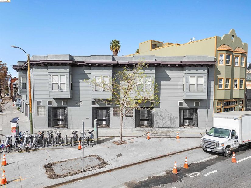 2401 San Pablo Ave, Oakland CA 94607