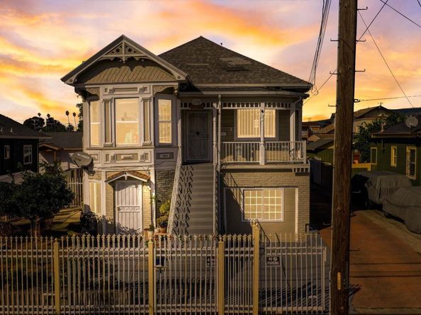 1725 96Th Ave, Oakland CA 94603