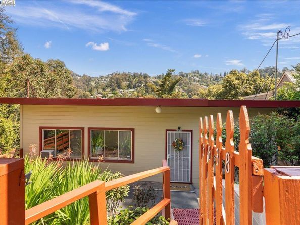 5838 Nottingham Dr, Oakland CA 94611