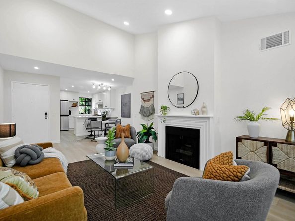 3467 Pinewood 205, Fremont CA 94536