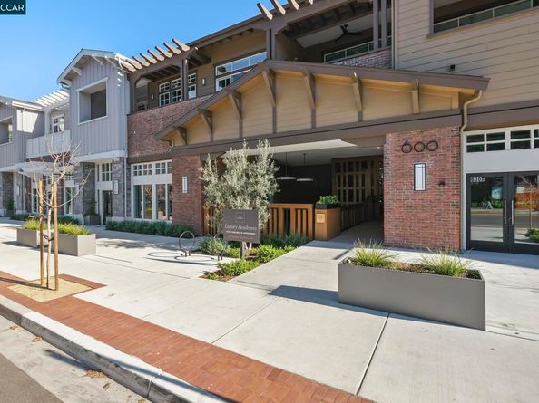 600 Hartz Ave 114, Danville CA 94526