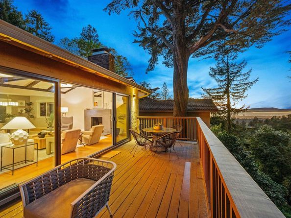 6611 Ascot Dr, Oakland CA 94611