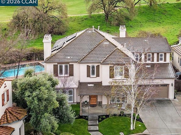 7560 Prestwick Ct, Gilroy CA 95020