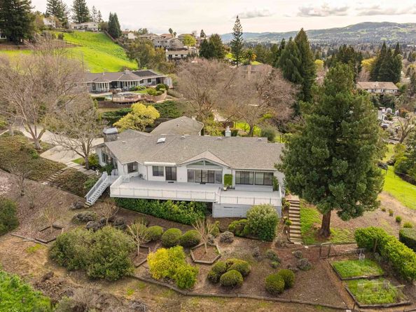 333 Merrilee Pl, Danville CA 94526