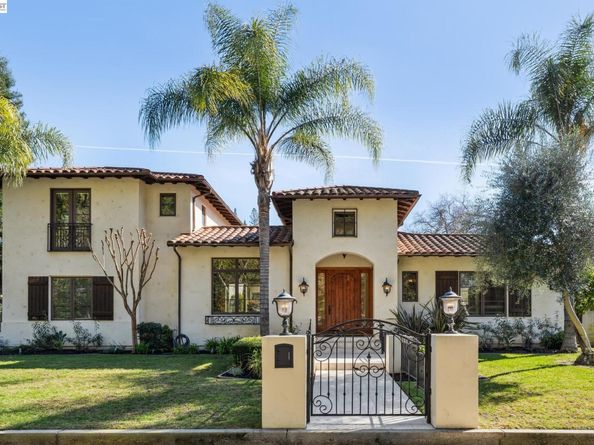 1439 Vine Ln, Alamo CA 94507