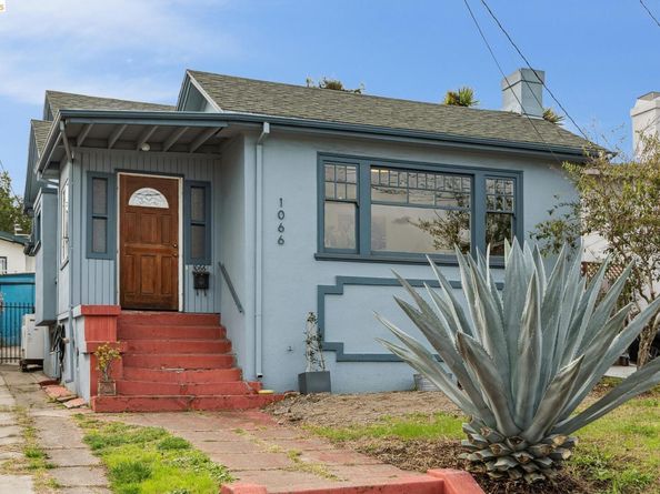 1066 Bayview Ave, Oakland CA 94610