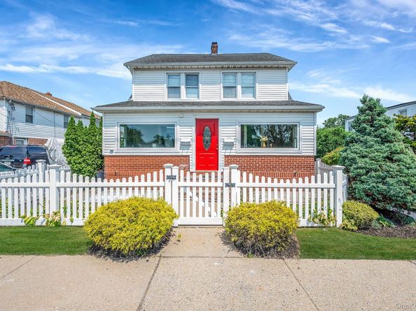 557 Newbridge Road, East Meadow NY 11554