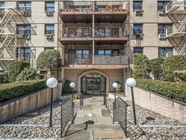 2261 Palmer Avenue 2A, New Rochelle NY 10801