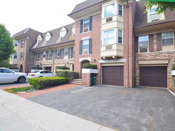 14-06 Michael Place 114 U, Bayside NY 11360