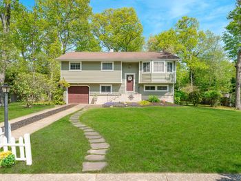 247 Bow Drive