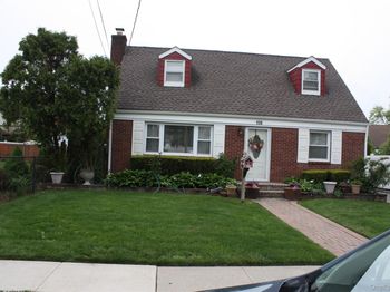 138 Manor Parkway