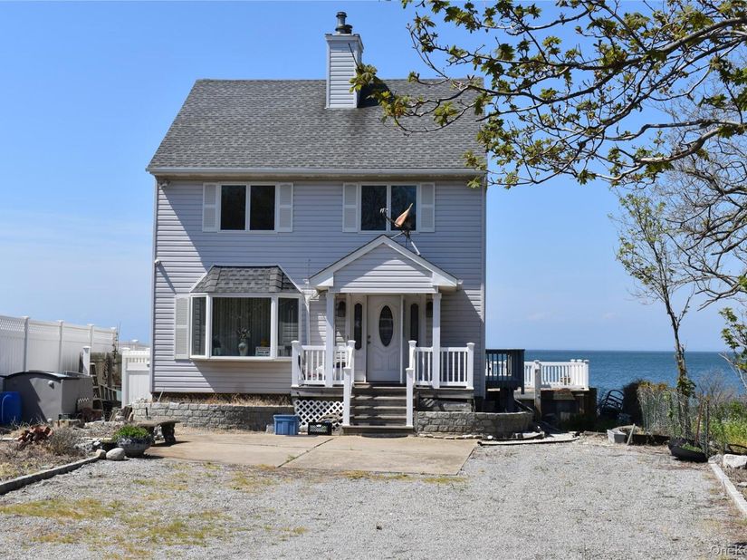 52755 Soundview Avenue, Southold NY 11971